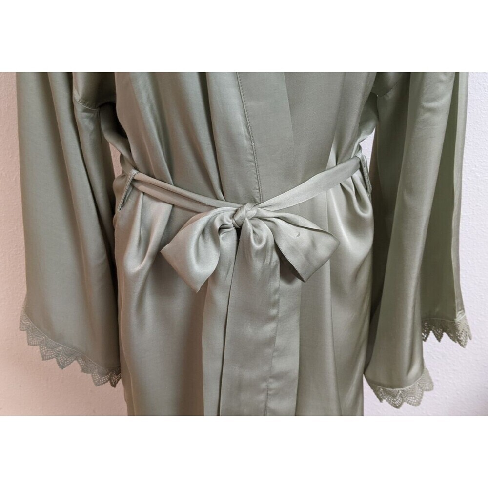 Women's BHLDN BEHOLDEN Sage Green Viscose Satin Tie Front Matine Robe M - Picture 5 of 14